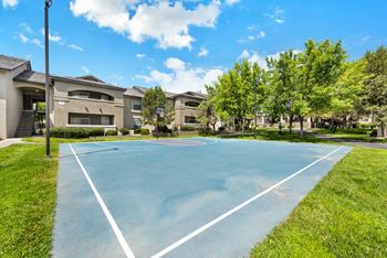 Eagle ranch apartments basketball court